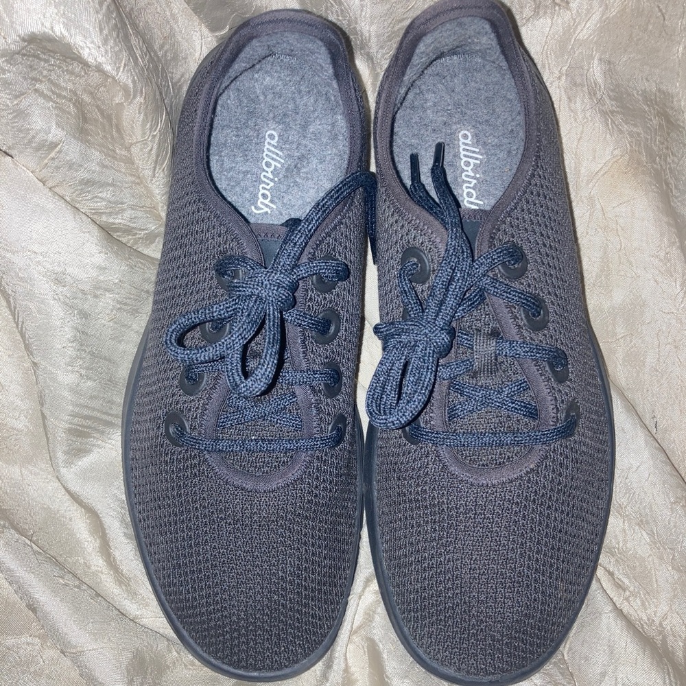 ALLBIRDS SNEAKER NWOT